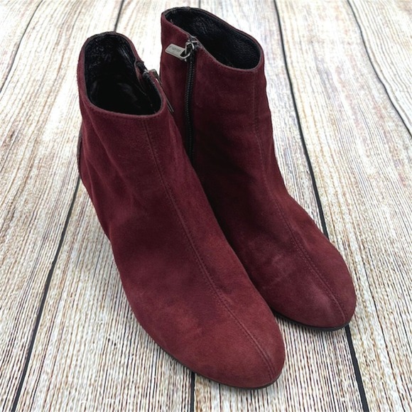 Aquatalia by Marvin K Women's Size 7 Burgundy Suede Zip‎ Wedge Heel Booties - Picture 1 of 9